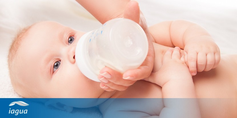 Cuál es la mejor agua para el biberón de mi bebé? | iAgua