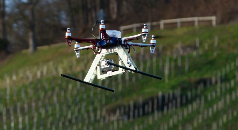Drones para mejorar la gestión agrícola en una de las zonas más áridas de  Europa | iAgua