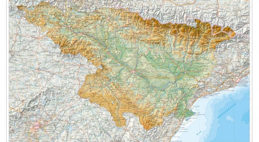 Mapa de la cuenca hidrográfica del Ebro en relieve: una nueva imagen del  territorio de la CHE | iAgua